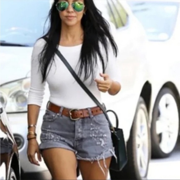 One by One Teaspoon‎ Hawks Relaxed Fit High Rise Denim Shorts Size 26 - Picture 1 of 14